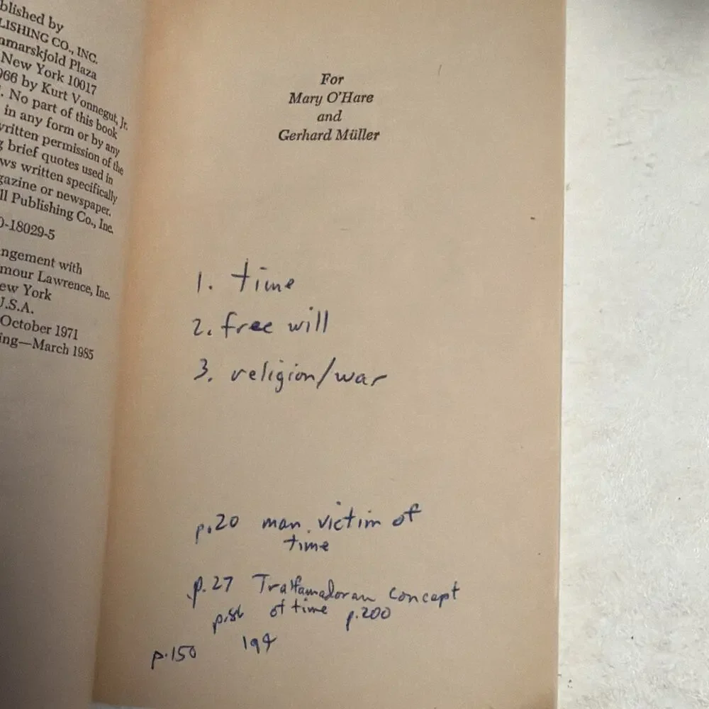 Slaughter House Five‎ By Kurt Vonnegut Jr Dell 1985